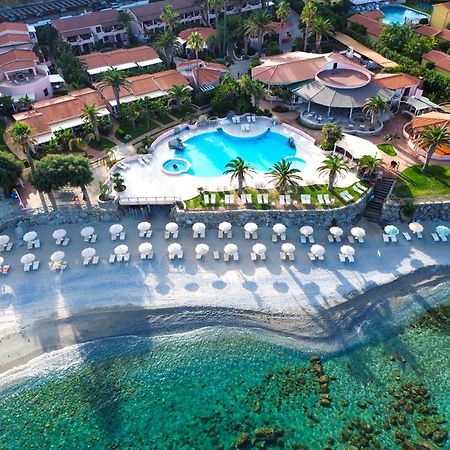 Hotel Villaggio Cala Di Volpe Capo Vaticano Exteriér fotografie