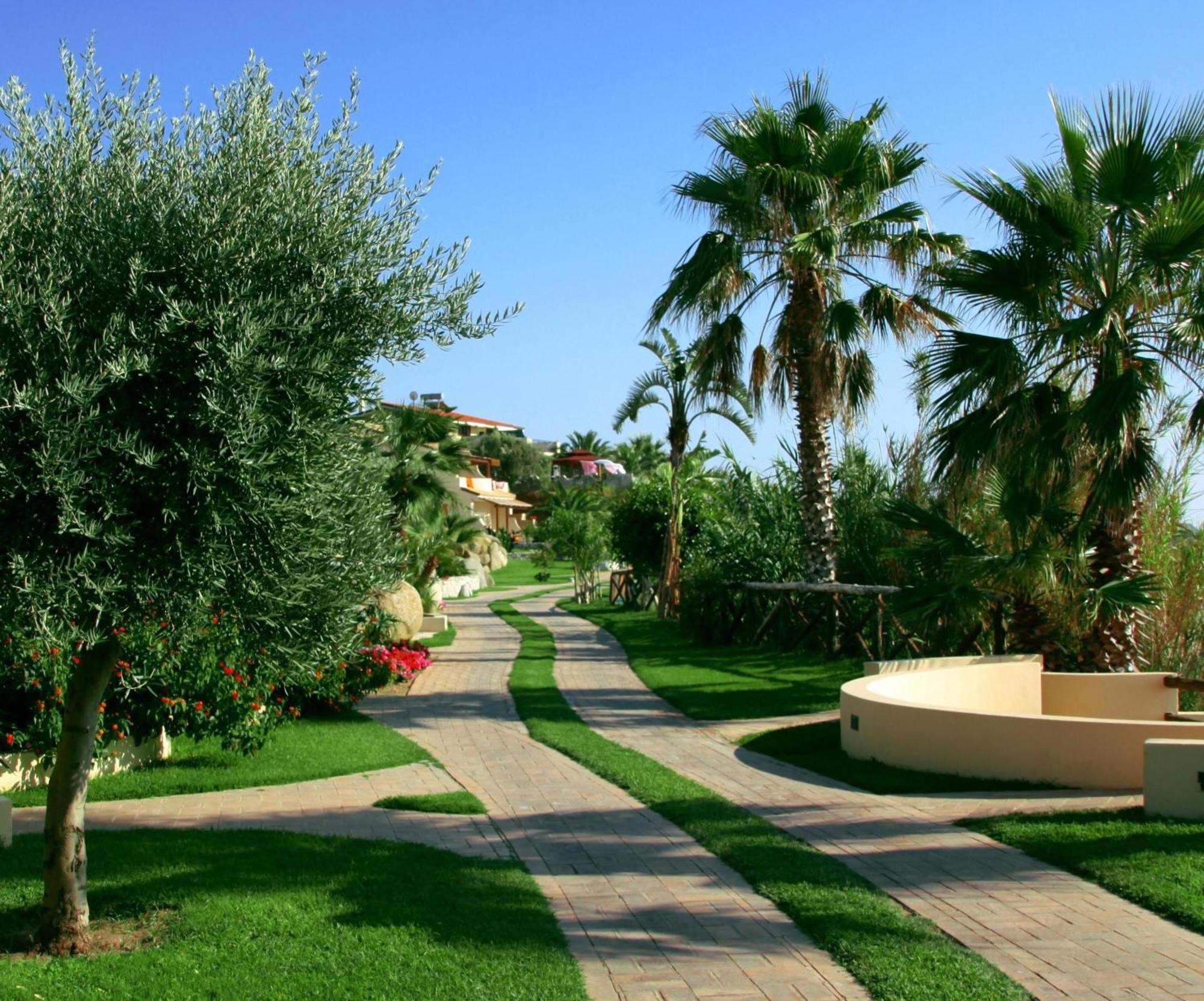Hotel Villaggio Cala Di Volpe Capo Vaticano Exteriér fotografie