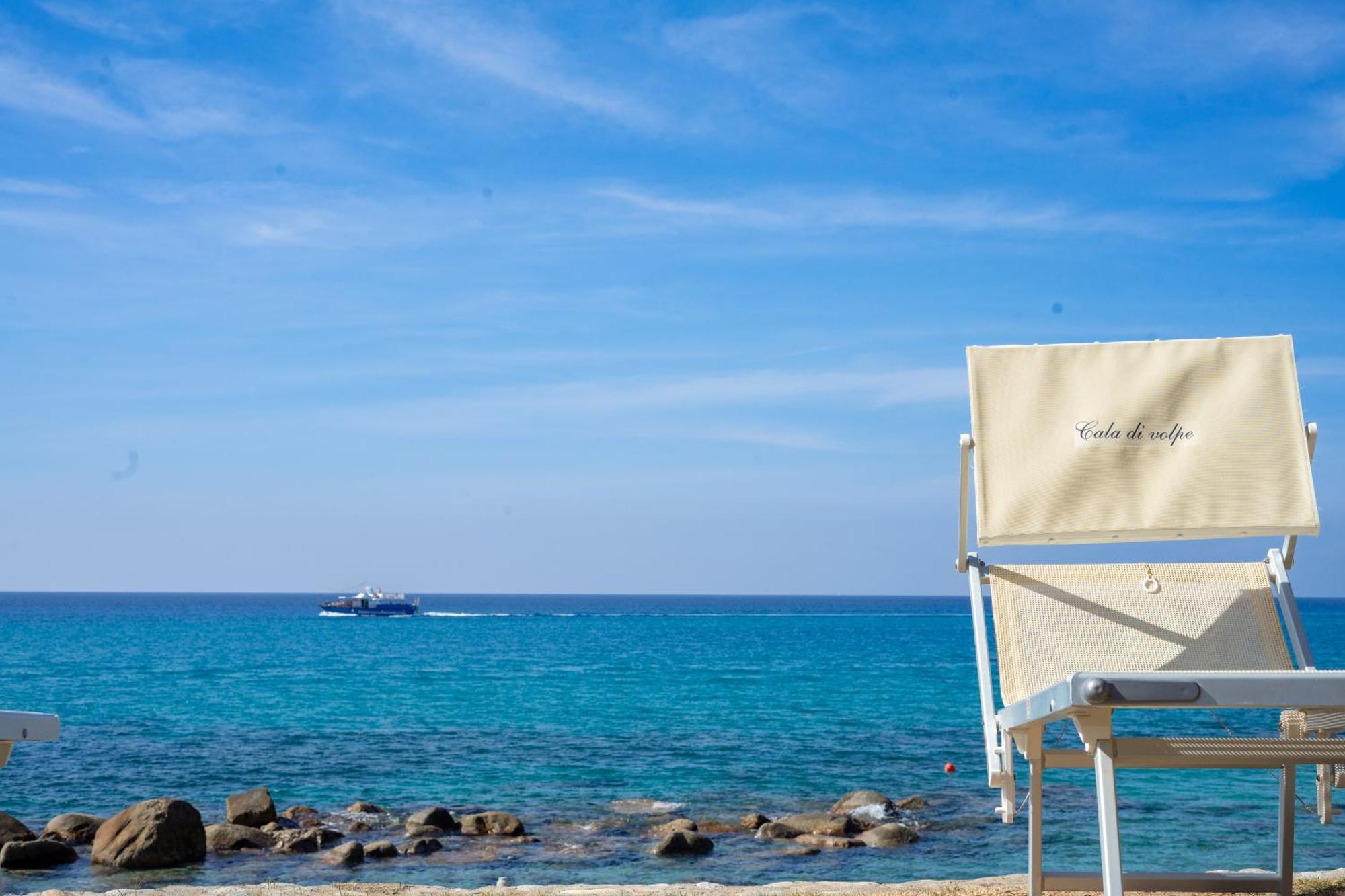 Hotel Villaggio Cala Di Volpe Capo Vaticano Exteriér fotografie